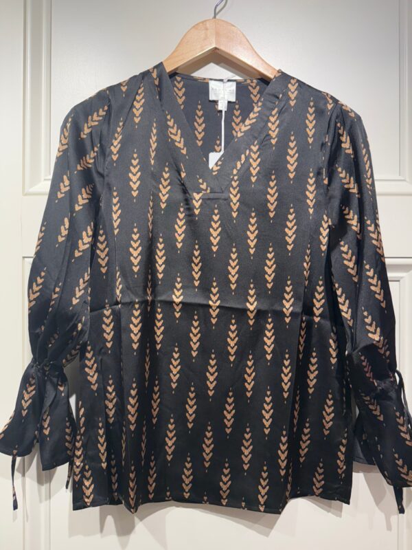 Black Print Top